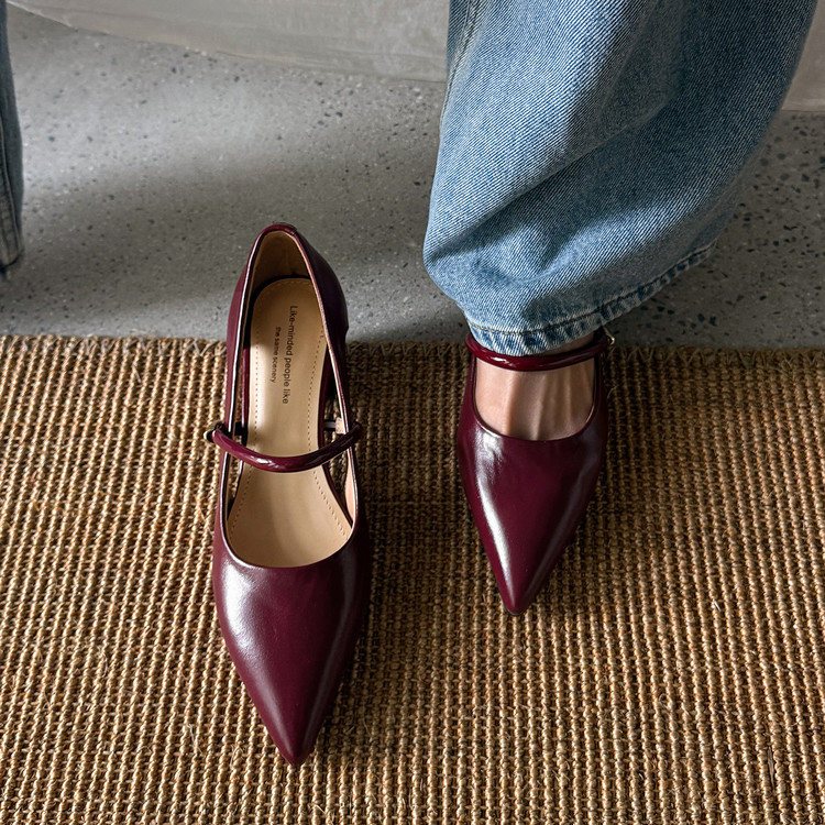 Women's Pointed Toe Closed Toe Sandals with Hidden Heel and Chunky Heel - Image 5