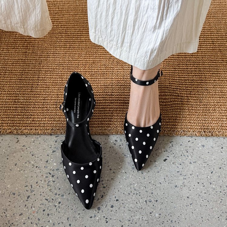 Women's Pointed Toe Closed Toe Sandals with Hidden Heel and Chunky Heel for Daily Wear Summer 2026 - Image 4